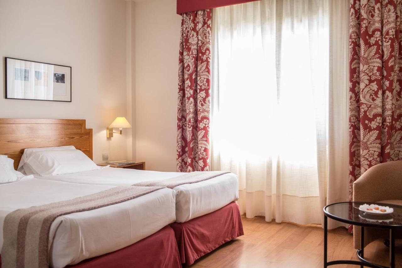Hotel Vegas Altas Дон-Бенито Экстерьер фото
